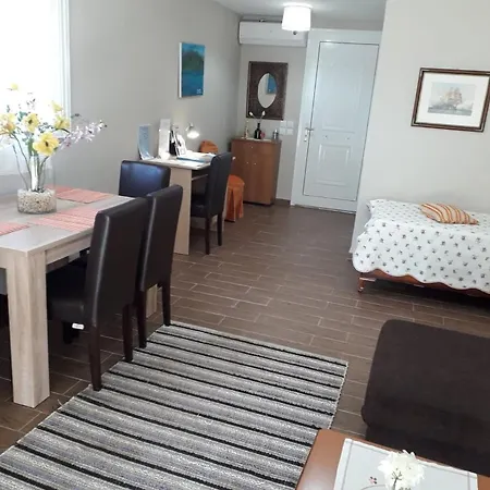 Cosy, Sunny And Relaxing Beach House Analipsis (Messinia)